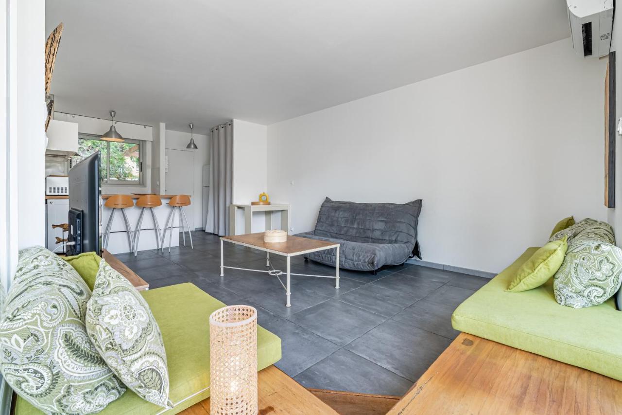 Le Canaio Upper Club Par Dodo-A-Cassis Luaran gambar
