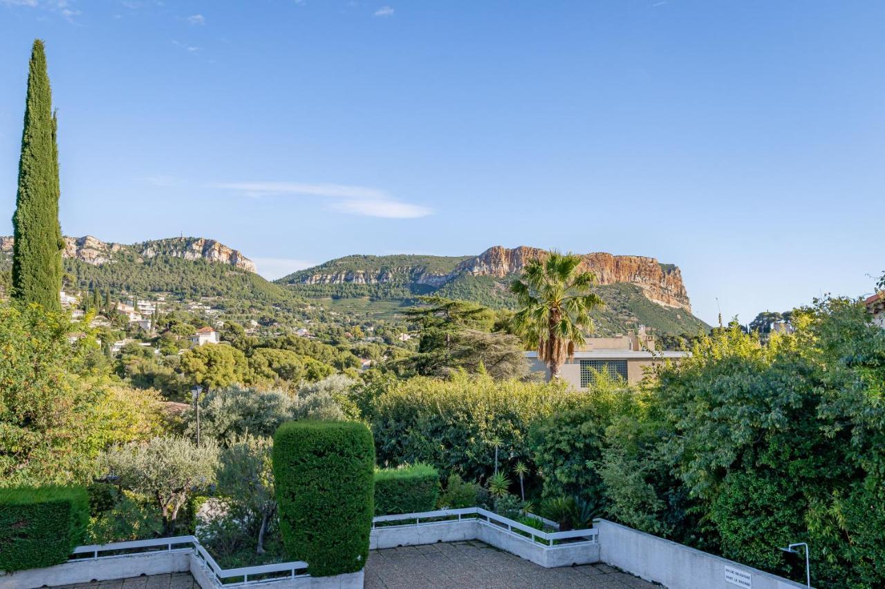 Le Canaio Upper Club Par Dodo-A-Cassis Luaran gambar
