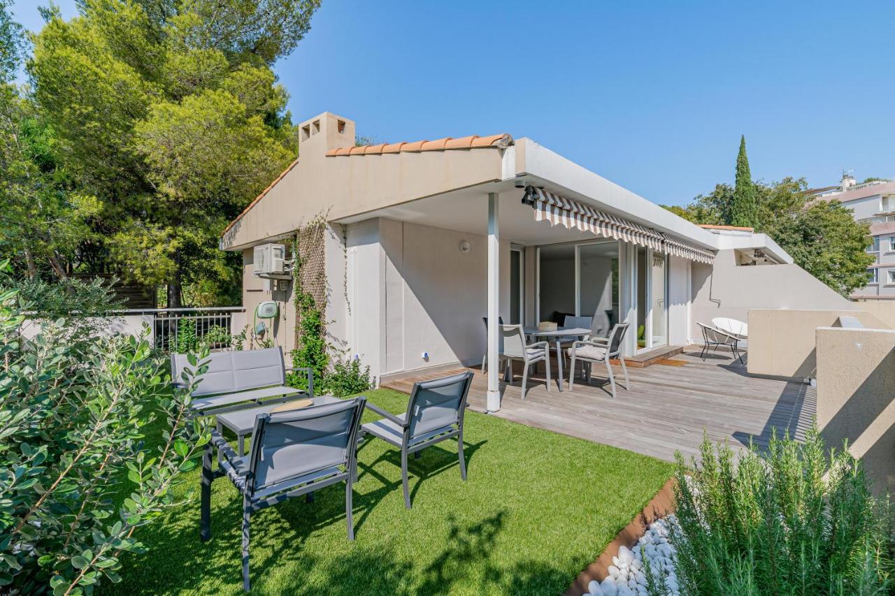 Le Canaio Upper Club Par Dodo-A-Cassis Luaran gambar