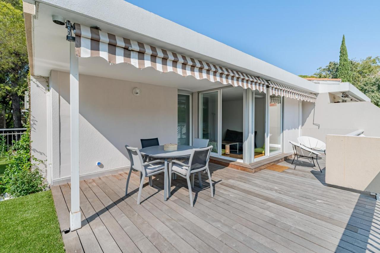 Le Canaio Upper Club Par Dodo-A-Cassis Luaran gambar